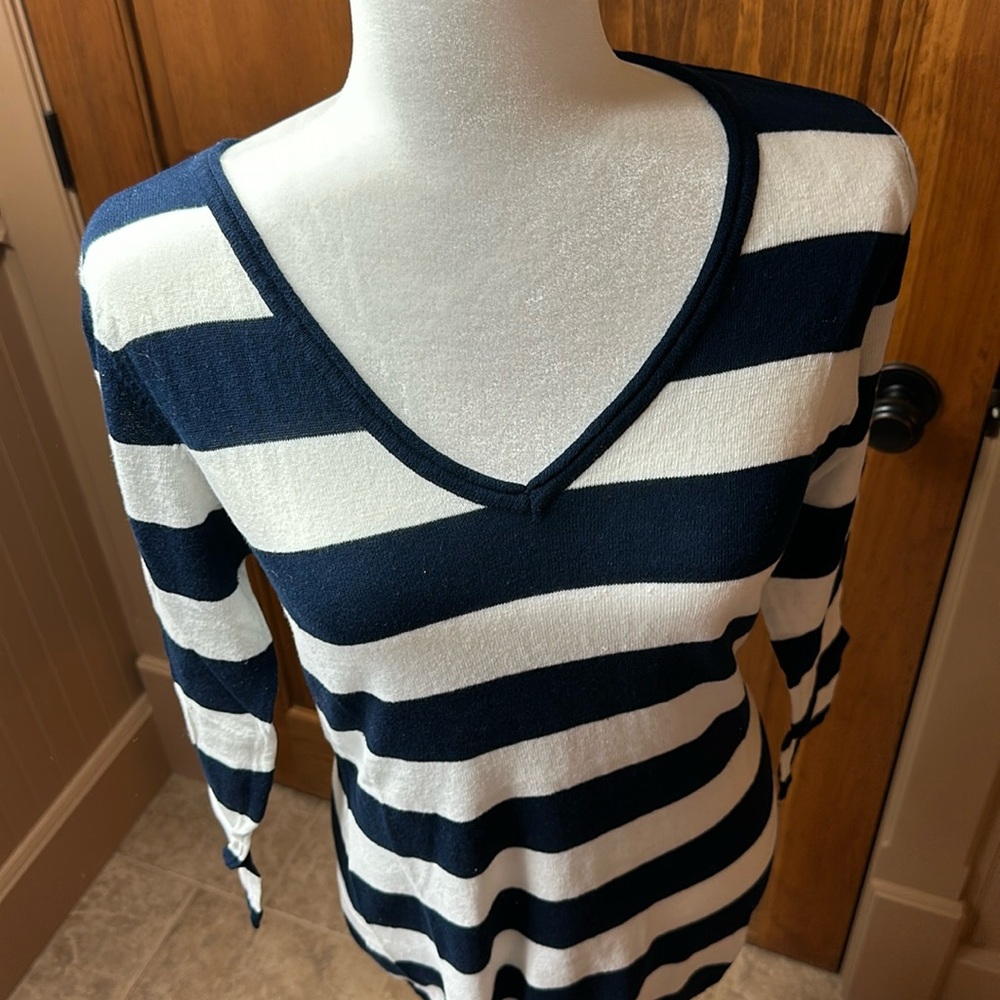Pinkblush Maternity Blue/White V-Neck Top - L